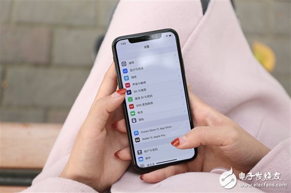 手机充电时，别再这样玩手机了—一场本可避免的悲剧
